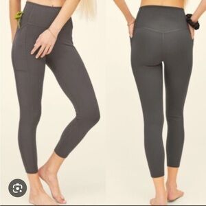 Girlfriend Collective High Rise Compressive Legging 7/8 length Gray size Medium